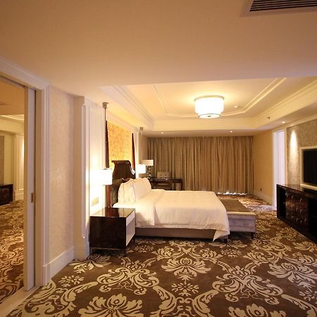 เลค เพียดมองต์ อินเตอร์เนชันแนล โฮเต็ล Hotel กวางโจว ภายนอก รูปภาพ